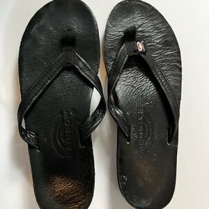 Rainbow Classic Black Flip-Flops